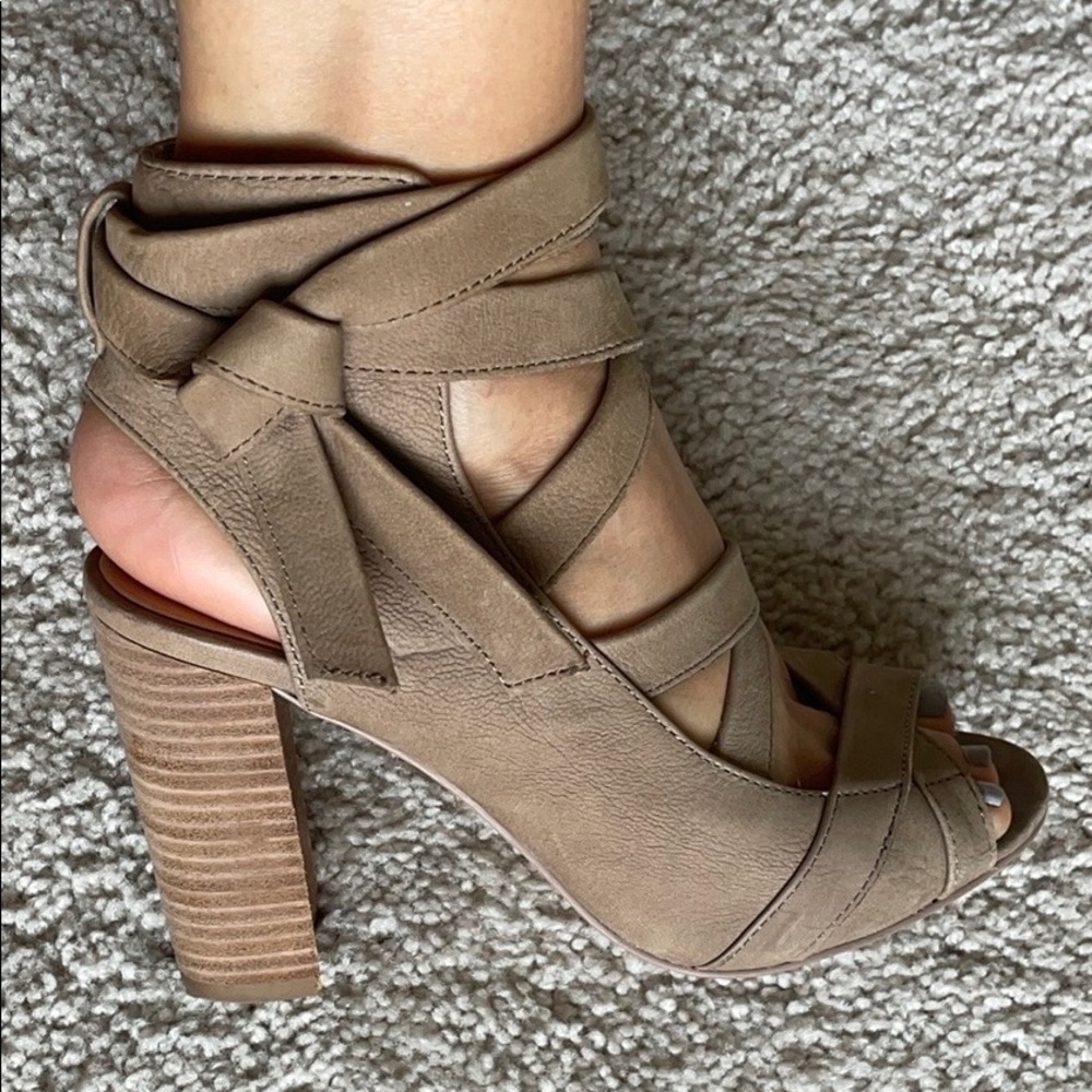 Vince Camuto heels
